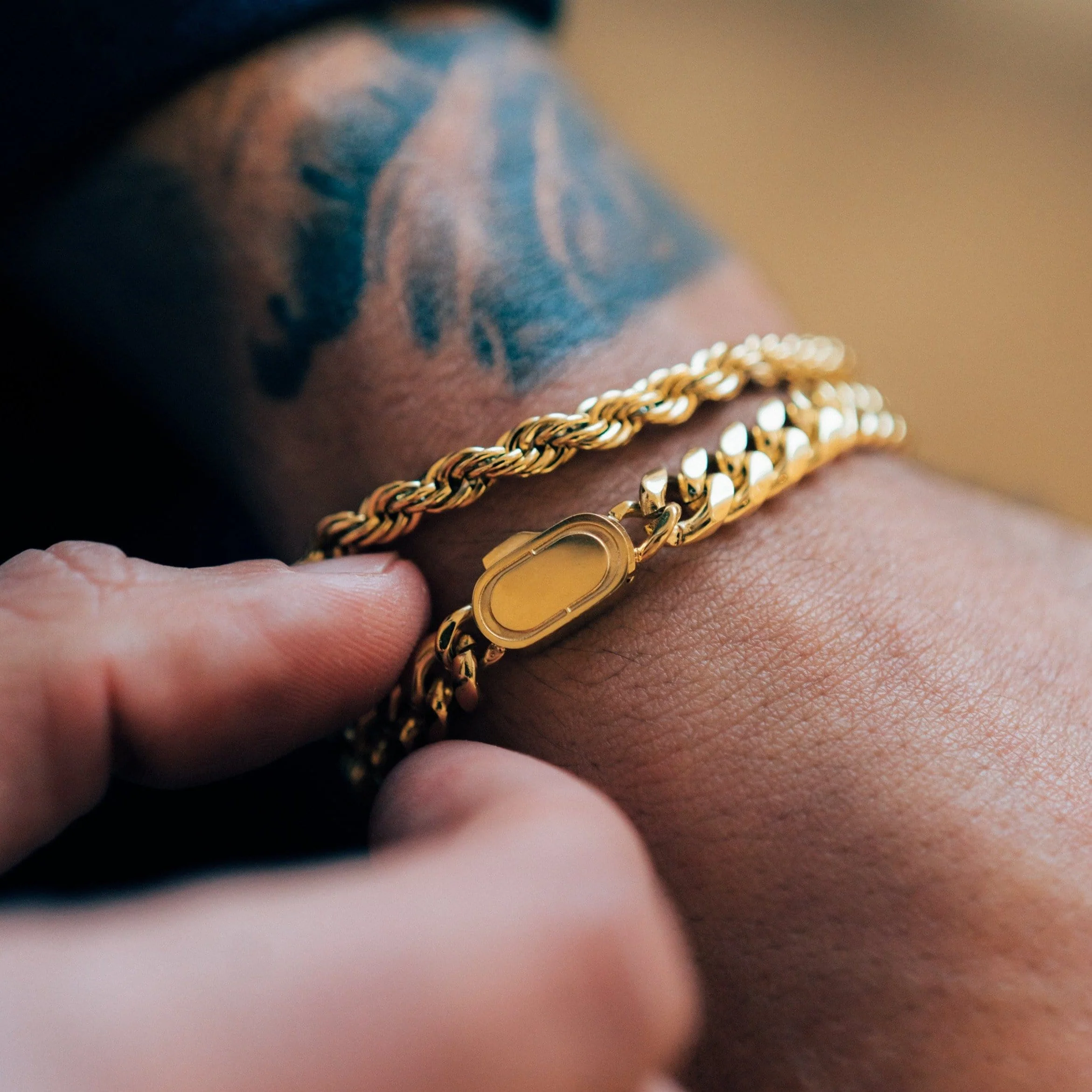 Cuban Bracelet (Gold) 8mm - Image 5