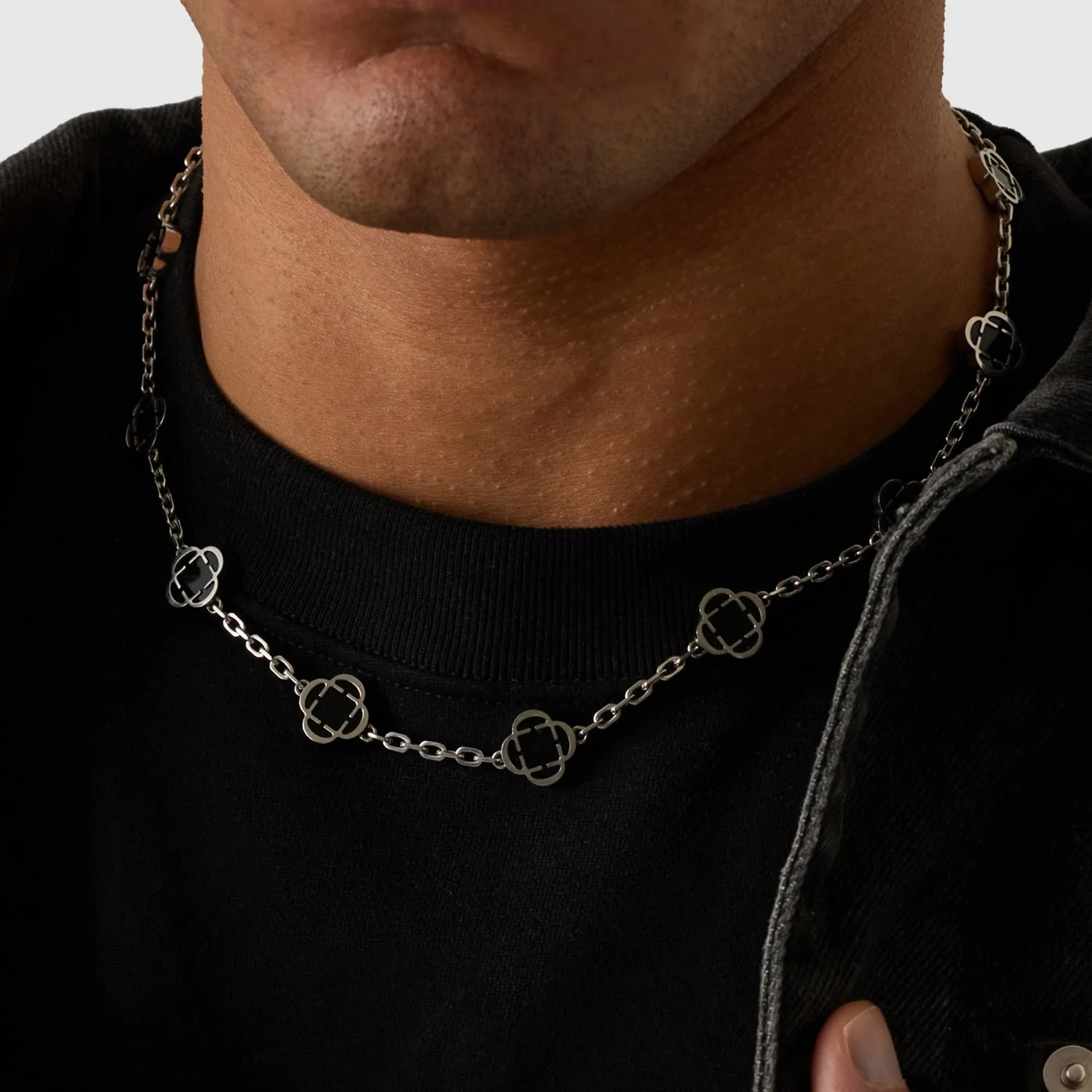 Onyx Clover Stone Necklace (Silver) - Image 7